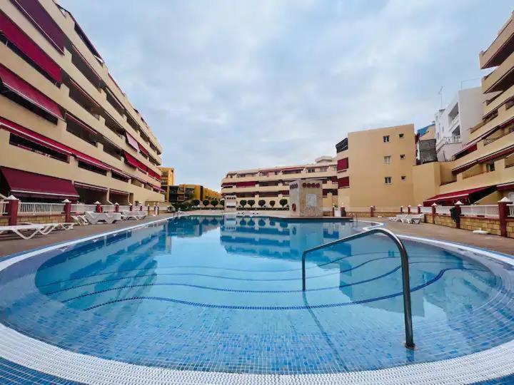 Appartement Cozy Beachfront Flat With Pool & Panoramic Sea View Terrace à Puerto de Santiago  Extérieur photo